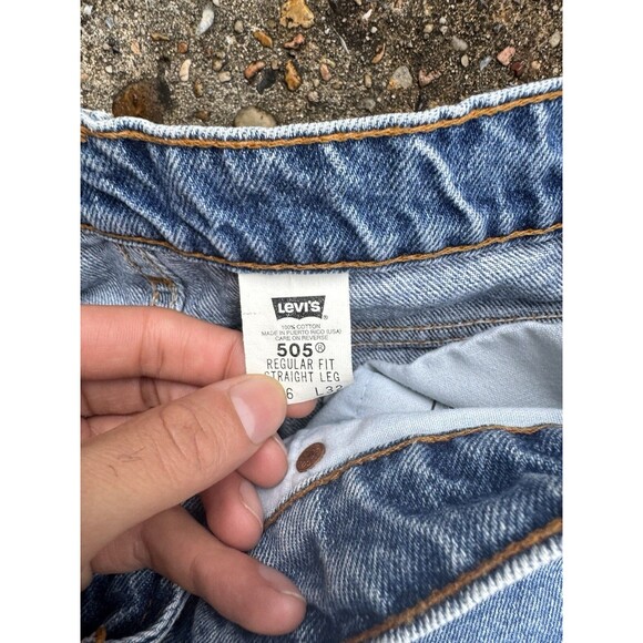 Vintage Men's Levis 505 Regular Fit Straight Leg Blue Jeans 36x32 Made USA Denim - Picture 2 of 4